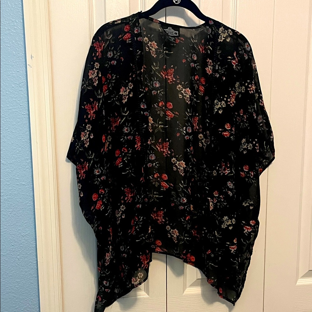 Angie Black and with roses kimono. Size M